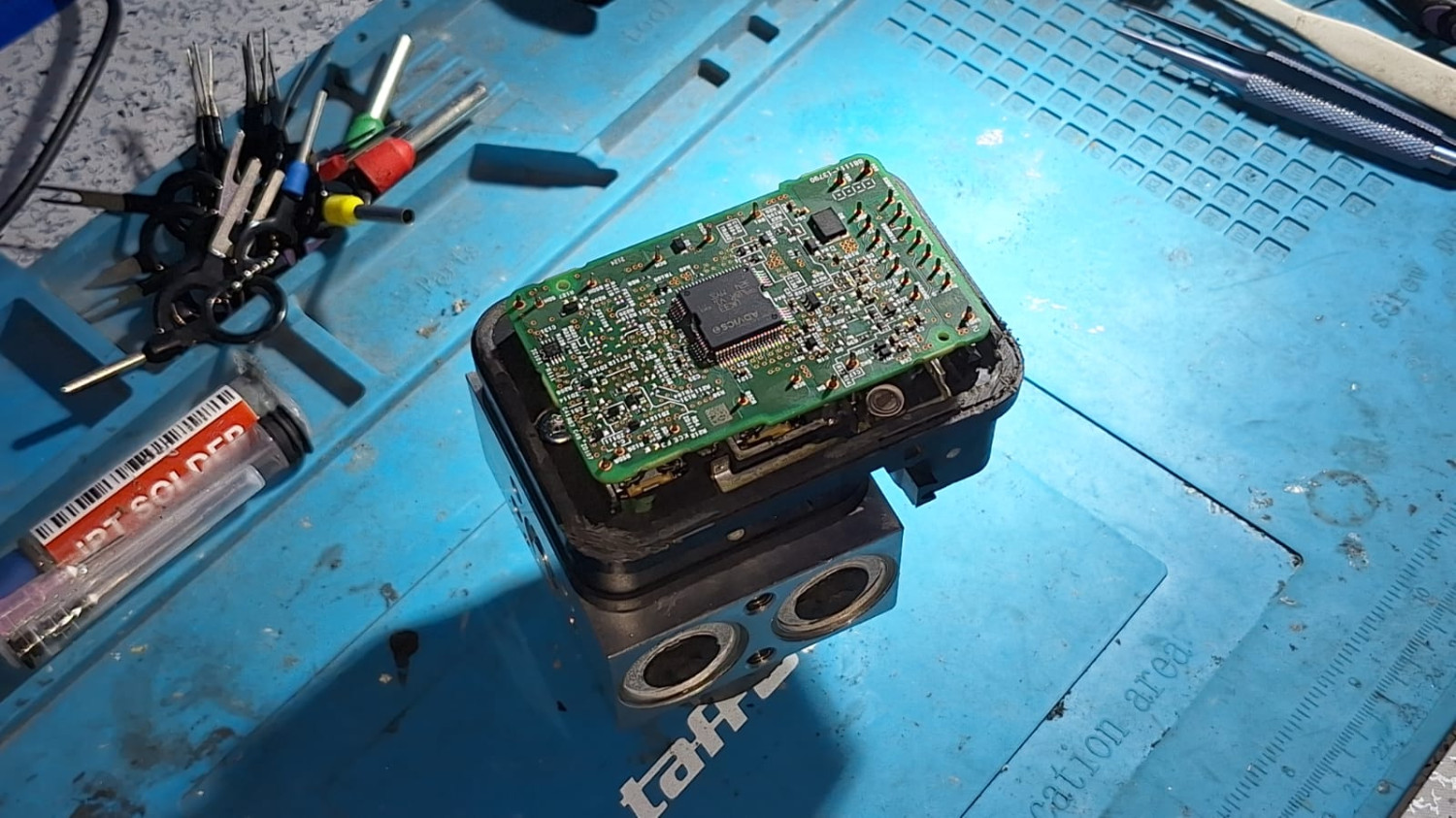ABS Motor, servis modul abs, Garasi Aicky, Lebih Ramah Di Kantong, Segini Biaya Servis Modul ABS Motor