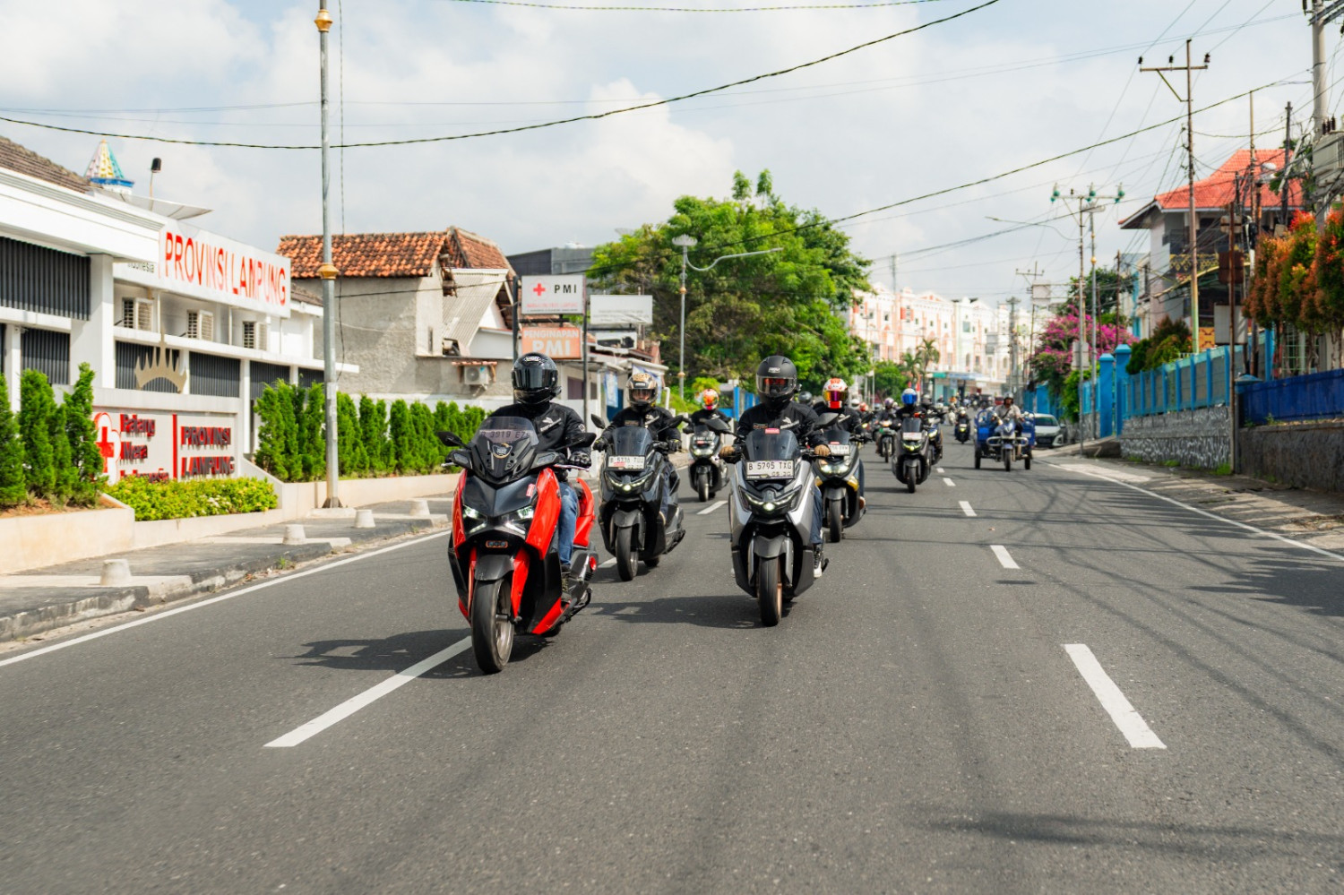 yamaha nmax, yamaha xmax, pt yamaha indonesia motor manufacturing (yimm), Journalist Max Community (JMC), maxdecal, MAXI Tour Boemi Nusantara, JMC MAXI Tour Boemi Nusantara 2026, Sukses Eksplorasi Wisata Bahari dan Kuliner Lampung