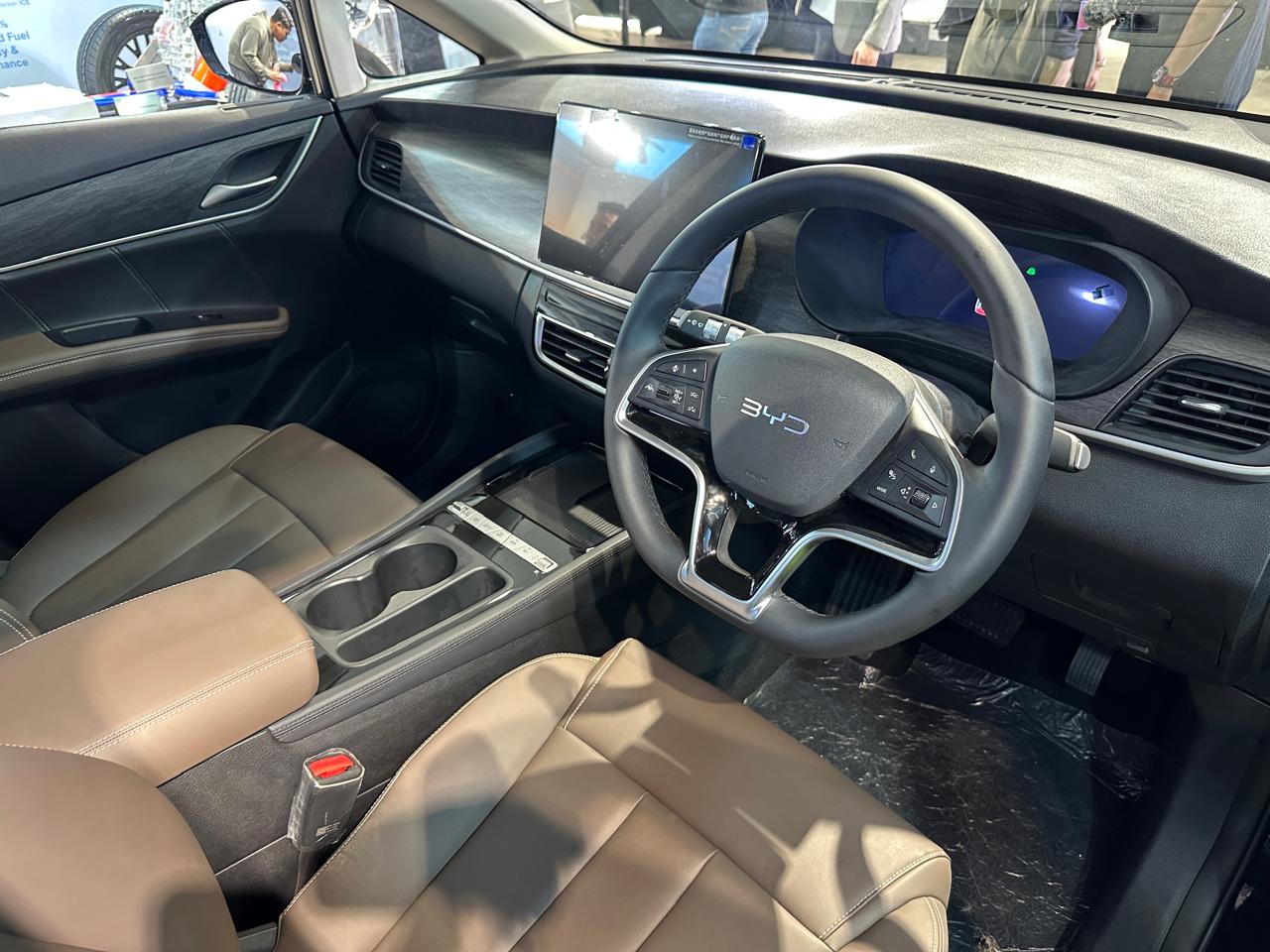 harga, phev, Pricelist, luther panjaitan, Beredar Kisaran Harga BYD M6 DM, BYD Indonesia Bilang Begini