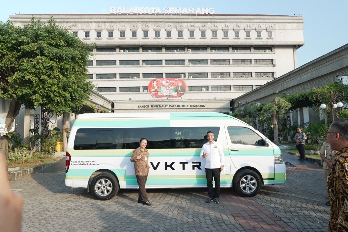 bus listrik, trans semarang, vktr, cumi-cumi darat, bus listrik trans semarang, Era Cumi-Cumi Darat Mulai Berakhir, 27 Unit Bus Listrik Trans Semarang Mengaspal