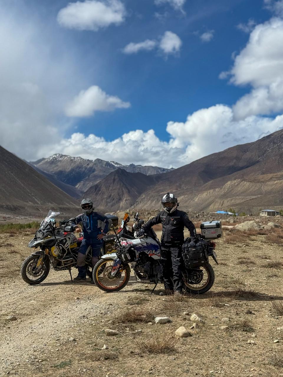 tibet, BMW R1250GS, Honda XL750 Transalp, Ride to The Roof of The World, Gokil! Tim Overlander Indonesia Tembus Lhasa Tibet Pakai Motor Plat B dan D