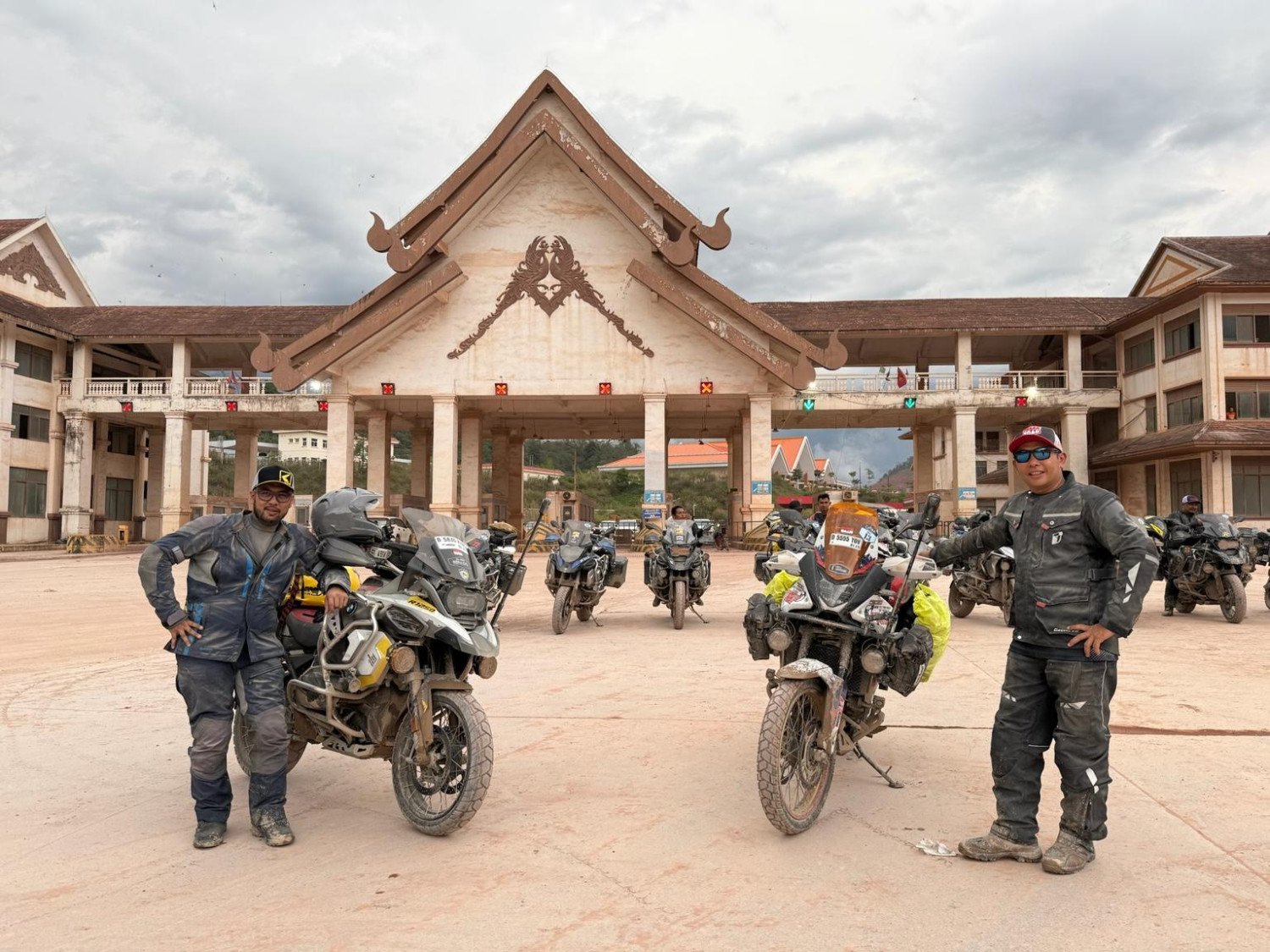 tibet, BMW R1250GS, Honda XL750 Transalp, Ride to The Roof of The World, Gokil! Tim Overlander Indonesia Tembus Lhasa Tibet Pakai Motor Plat B dan D