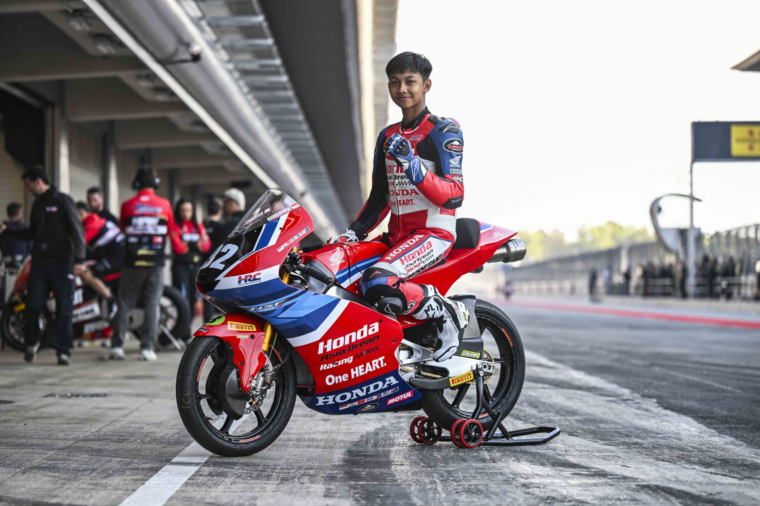 astra honda motor, pembalap indonesia, Moto3, moto3 junior world championship, Muhammad Kiandra Ramadhipa, Debut di Moto3 Junior World Championship, M. Kiandra Ramadhipa Berpotensi Gacor di Seri Pembuka