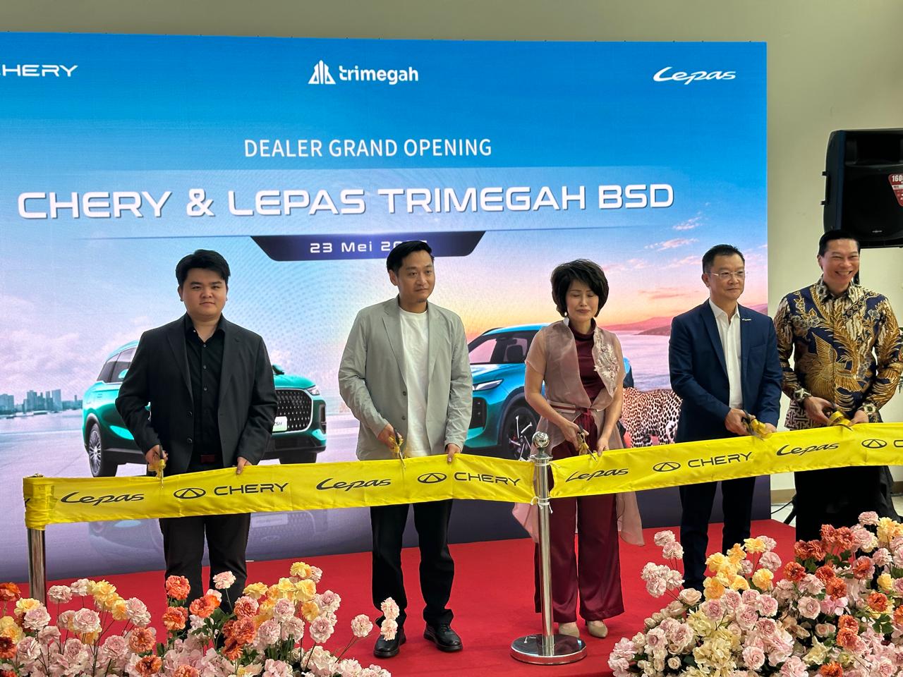 dealer, trimegah, PT Chery Sales Indonesia, 2026, Lindawati Tandyo, Chery dan Lepas Trimegah BSD Diresmikan, Bisa Perbaiki Bodi Aluminium