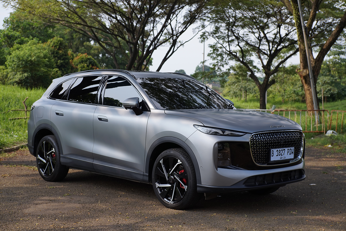 mobil baru, eksterior, lepas, phev, Lepas L8, Kupas Tuntas Eksterior Lepas L8 PHEV, Saudara Ganteng Tiggo 8 CSH