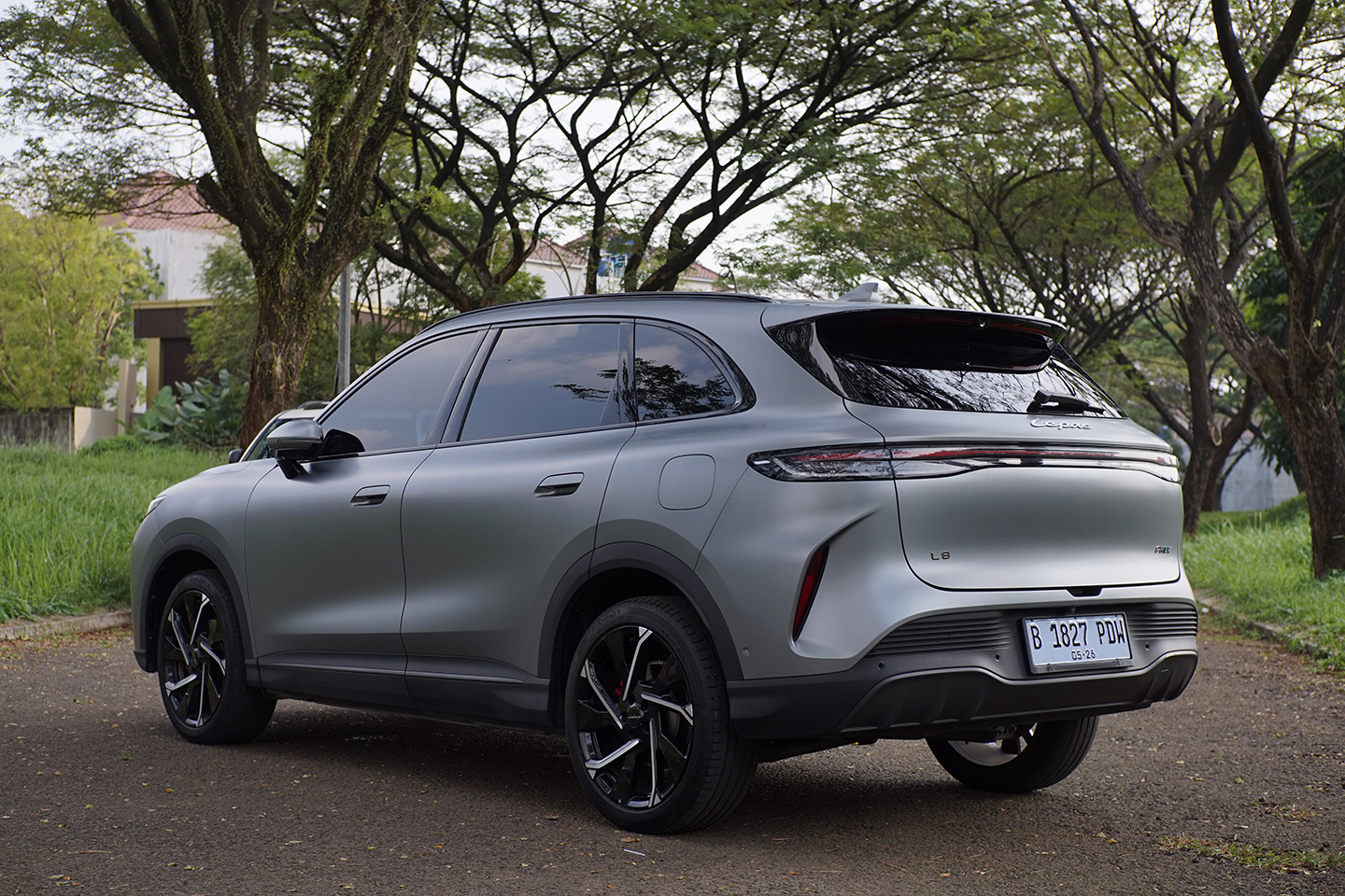 mobil baru, eksterior, lepas, phev, Lepas L8, Kupas Tuntas Eksterior Lepas L8 PHEV, Saudara Ganteng Tiggo 8 CSH