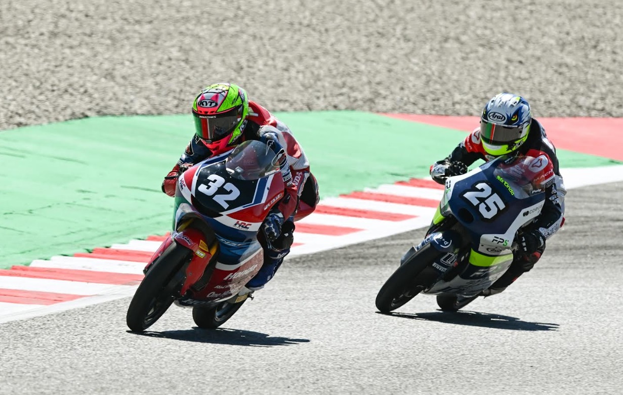 pembalap indonesia, moto3 junior, pembalap honda, PT Astra Honda Motor (AHM), kiandra ramadhipa, Muhammad Kiandra Ramadhipa, Beneran Gacor! Debut di Moto3 Junior, Kiandra Ramadhipa Langsung Gondol Podium di Catalunya