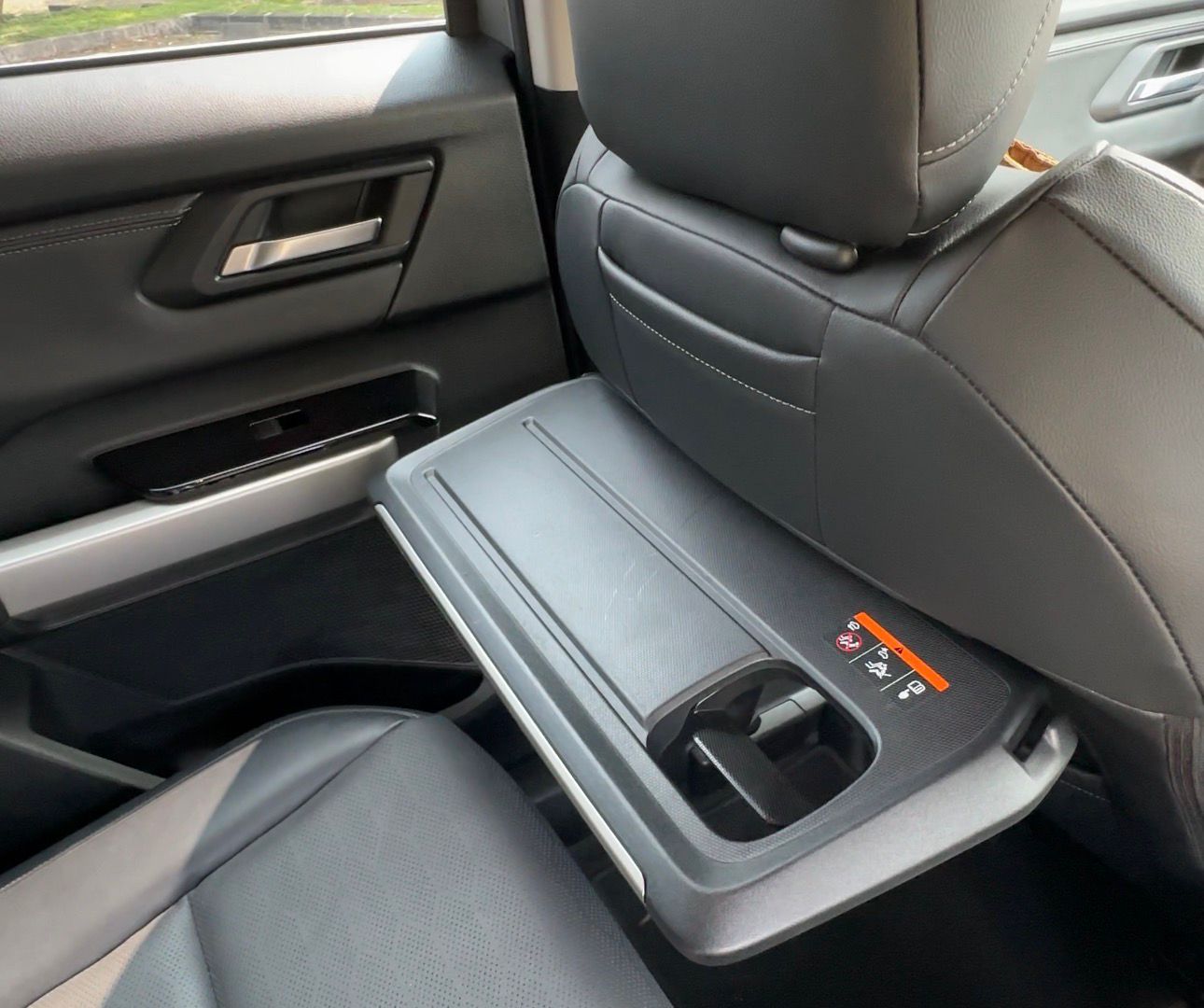 suv 7 seater, Mitsubishi Destinator, Destinator, barisan sang penguasa, Mitsubishi Destinator SUV 7 Seater Cocok Buat Keluarga, Nyaman Hingga Baris Ketiga