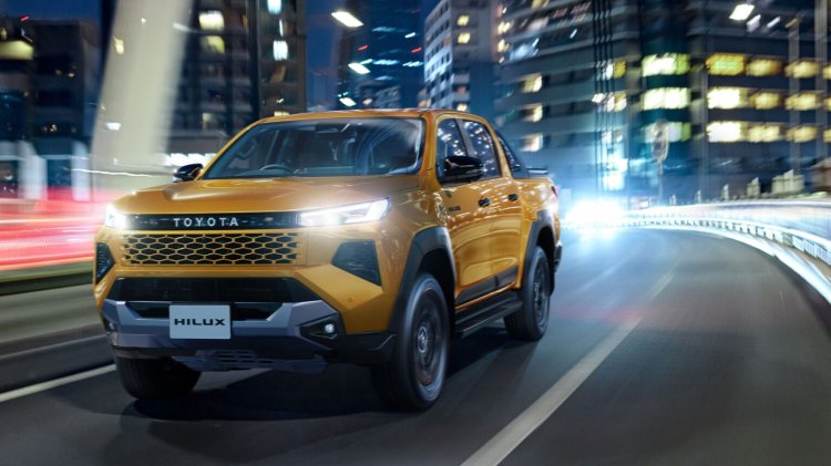 jepang, toyota, hilux, double cabin, Toyota Jepang, toyota hilux 2026, Toyota Hilux di Jepang Naik Kelas, Apa Bedanya Dengan di Indonesia?