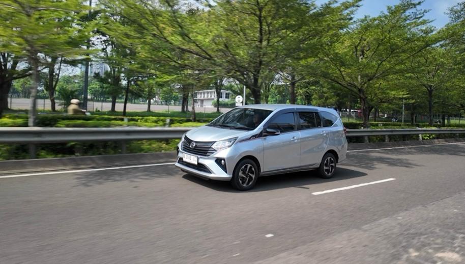 daihatsu, daihatsu sigra, sigra, penjualan daihatsu, penjualan sigra, barisan sang penguasa, Jajal Langsung Daihatsu Sigra, Jadi Paham Kenapa Mobil Ini Laris di Daerah