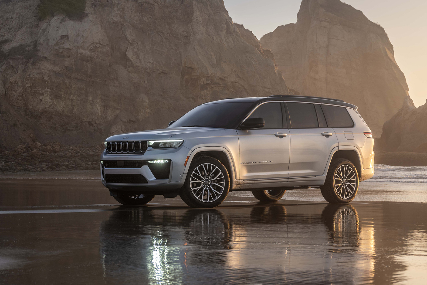 mobil baru, jeep, jeep wrangler, mesin baru, Jeep grand cherokee, Pakai Mesin Ini, Jeep Bisa Bikin Minder Toyota GR. Canggih Banget!
