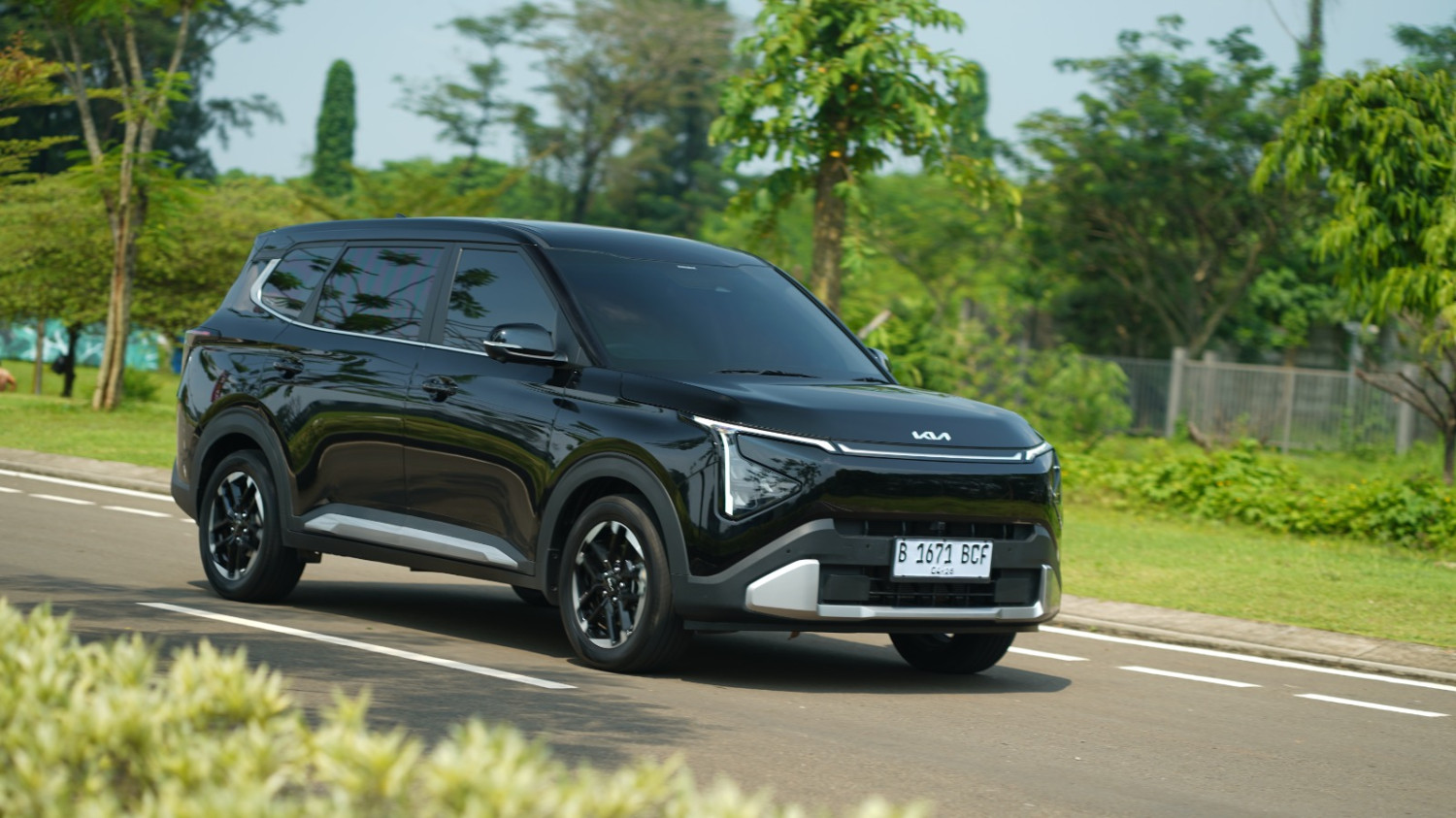 kia indonesia, kia carens, MPV 7-seater, Kia Carens Signature, Start Dari Rp 299 Juta, Value Kia Carens Baru Jadi Makin Keren