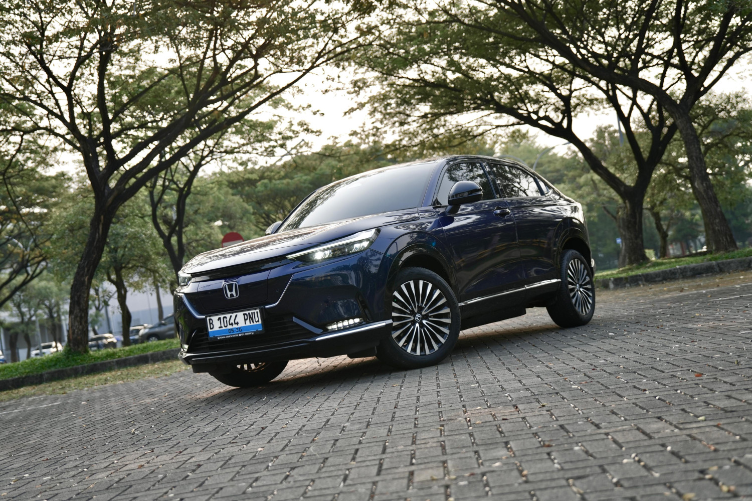 honda, honda hr-v, Honda e:N1, e:N1, Kembar Tapi Tak Sama, Ini Beda Tampilan Honda e:N1 Dengan HR-V