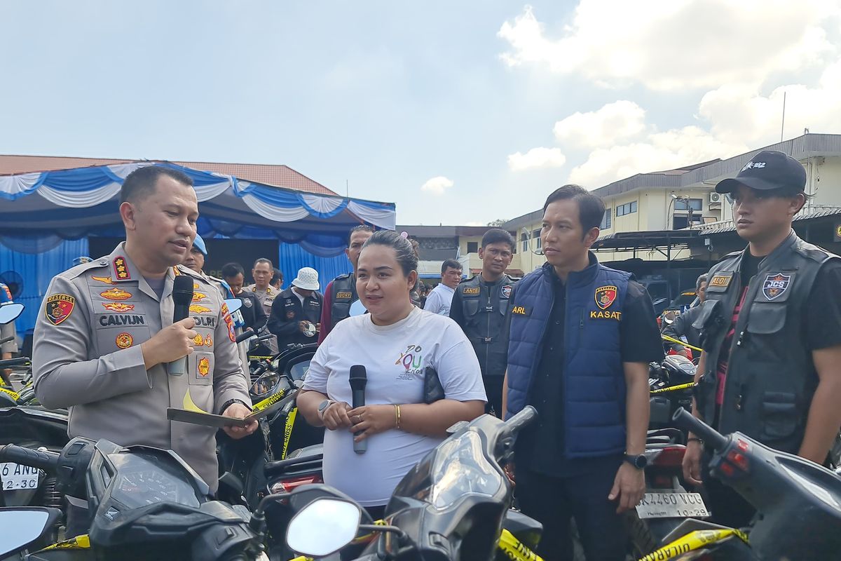 maling motor, Polrestabes Medan, Motor Sitaan Polisi, Pengembalian Motor Curian, Gudang Motor Curian Deli Serdang, Mbak Ita Kaget Bahagia Lihat TikTok, Buru-buru Datangi Polrestabes Medan Bawa BPKB Motor