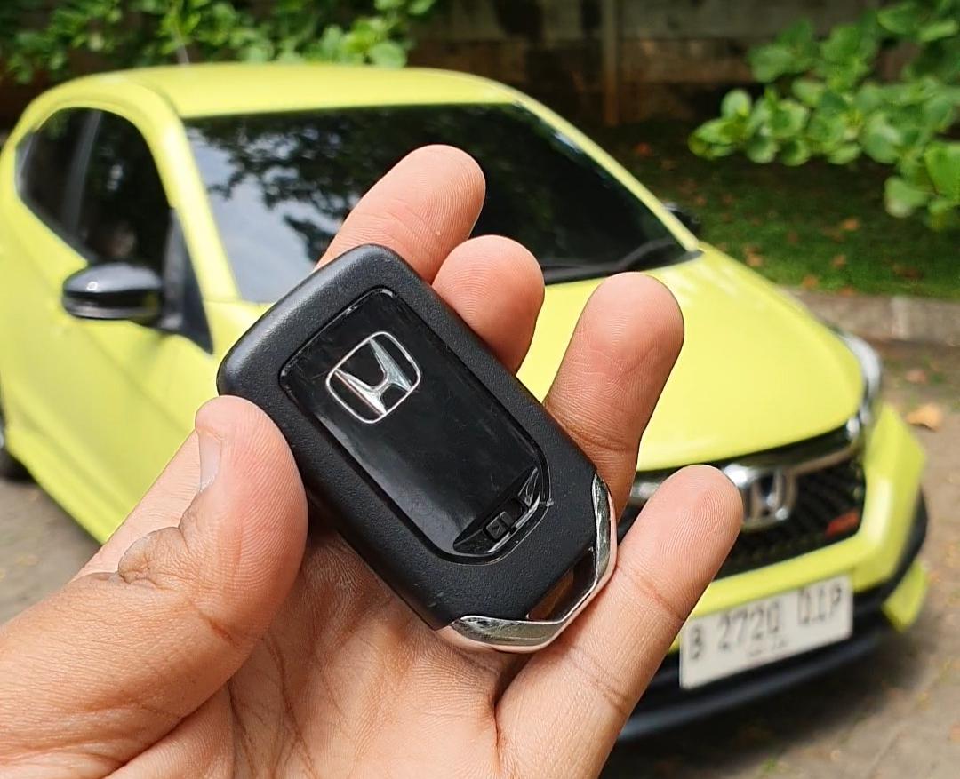 honda, honda brio, Brio RS, barisan sang penguasa, Enggak Pakai Kunci Fisik Lagi, Semudah Ini Buka Pintu Sampai Menghidupkan Mesin Honda Brio RS