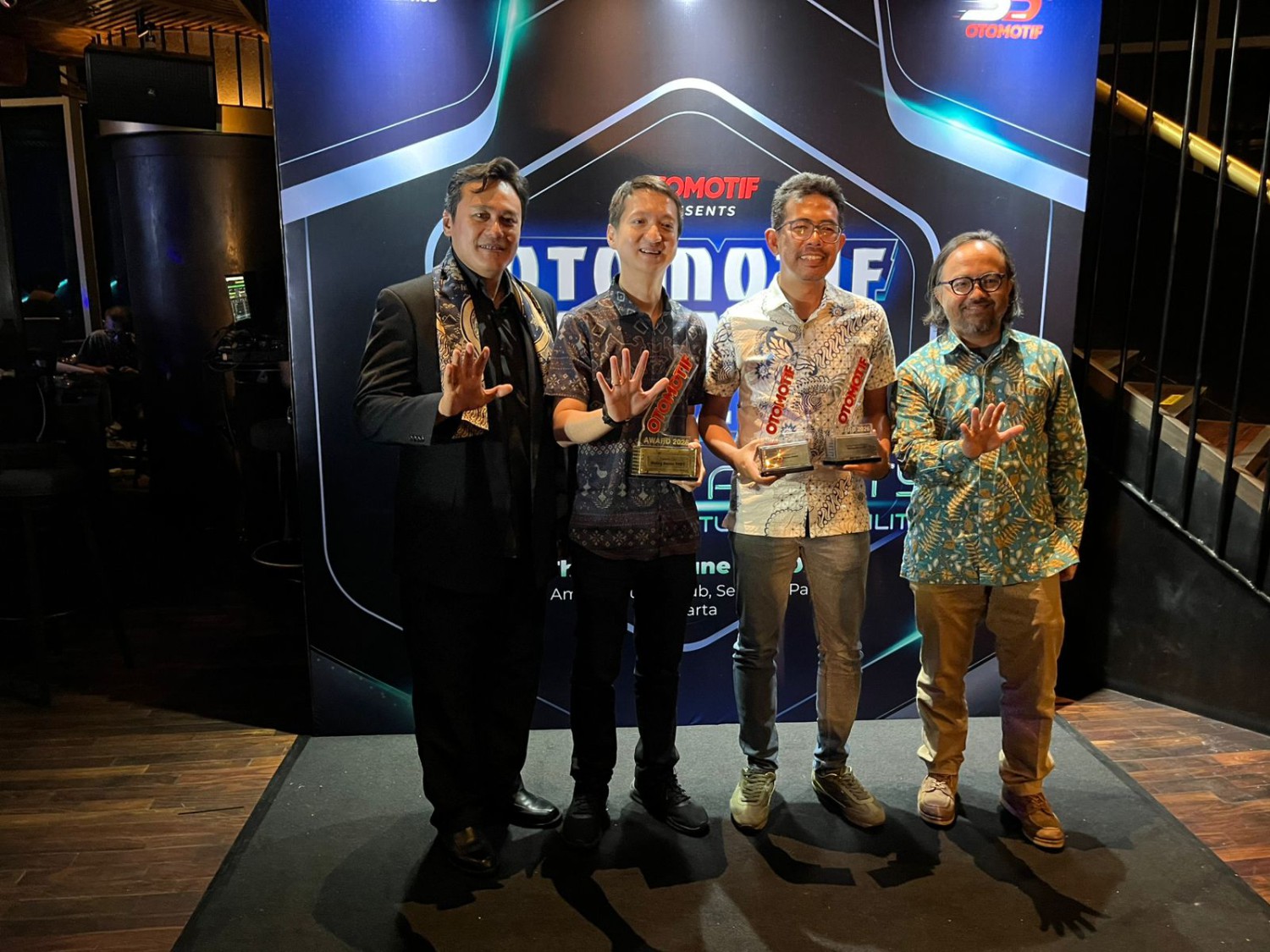 wuling motors, Wuling Darion EV, Wuling Darion PHEV, Otomotif Award 2026, Wuling Borong 3 Gelar di OTOMOTIF Award 2026, Darion PHEV Jadi Favorite Car