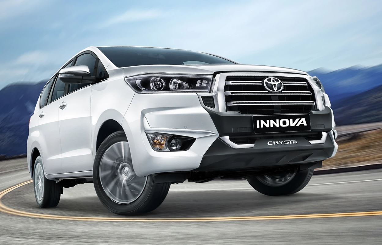 toyota, innova, India, toyota innova crysta, toyota kijang innova reborn, Kembaran Toyota Kijang Innova Reborn Diesel Tampil Lebih Segar