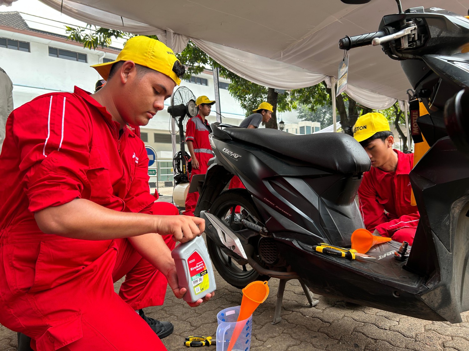 pelumas, pertamina, pertamina lubricants, harga oli, Sigit Pranowo, TKDN Tembus 80%, Oli Pertamina Tidak Kebal Gejolak Ekonomi Global
