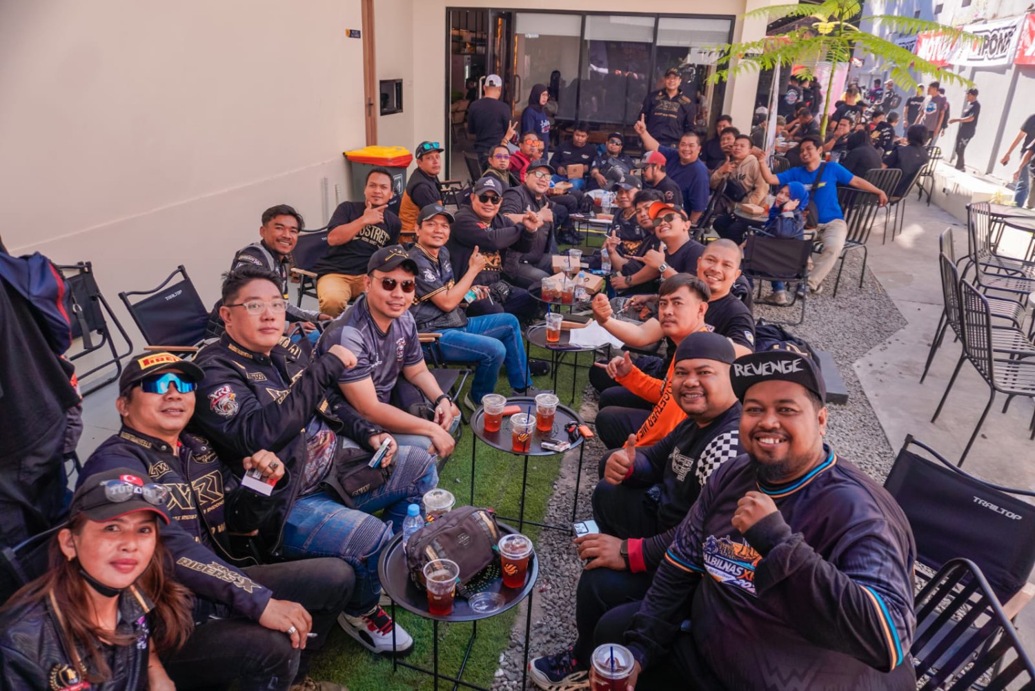oli motul, Motul Indonesia, oli IPONE, IPONE Indonesia, Moride Makassar 2026, Bukan Sekadar Morning Ride, Motul dan IPONE Manjakan Komunitas Makassar Lewat Edukasi Mesin