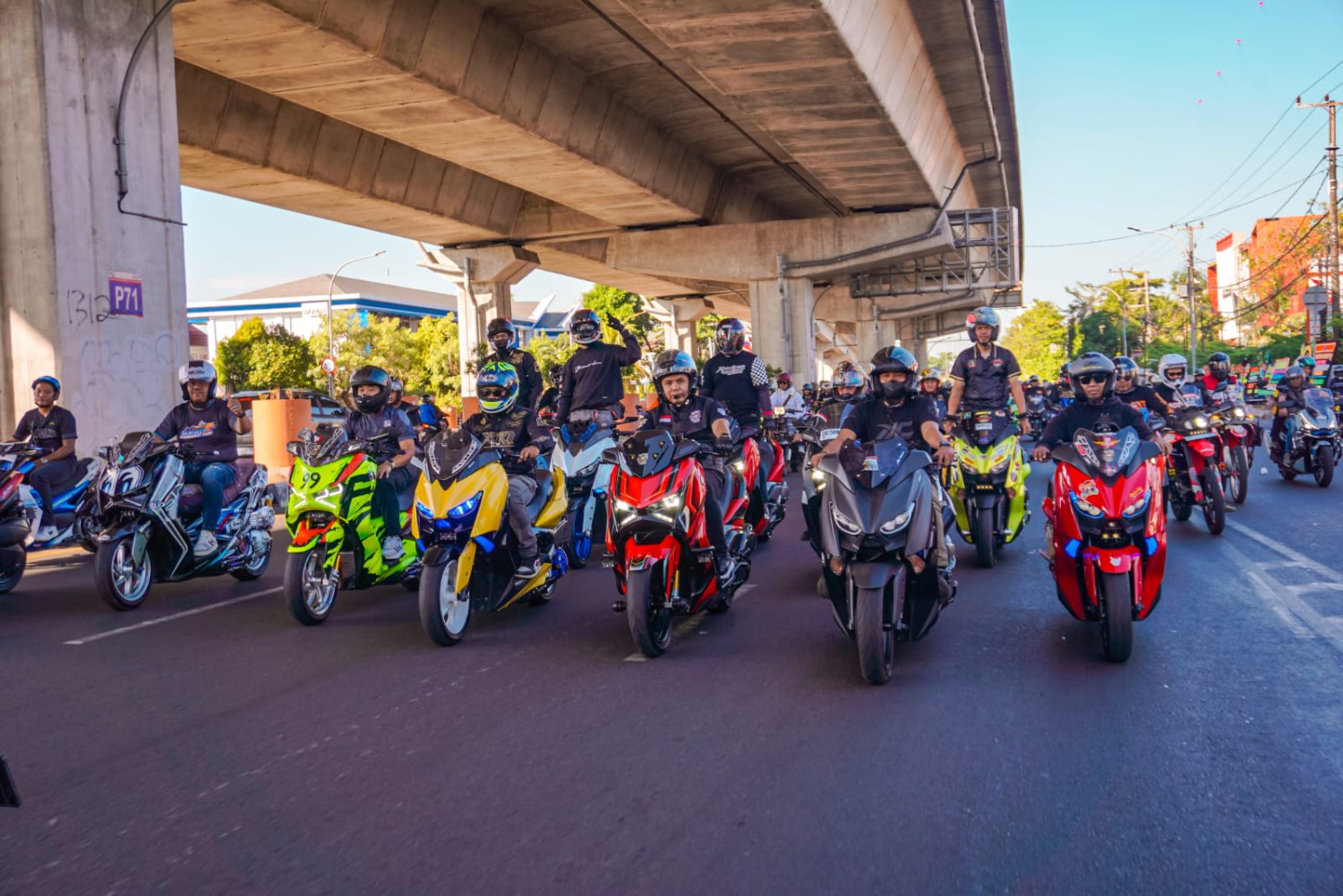 oli motul, Motul Indonesia, oli IPONE, IPONE Indonesia, Moride Makassar 2026, Bukan Sekadar Morning Ride, Motul dan IPONE Manjakan Komunitas Makassar Lewat Edukasi Mesin