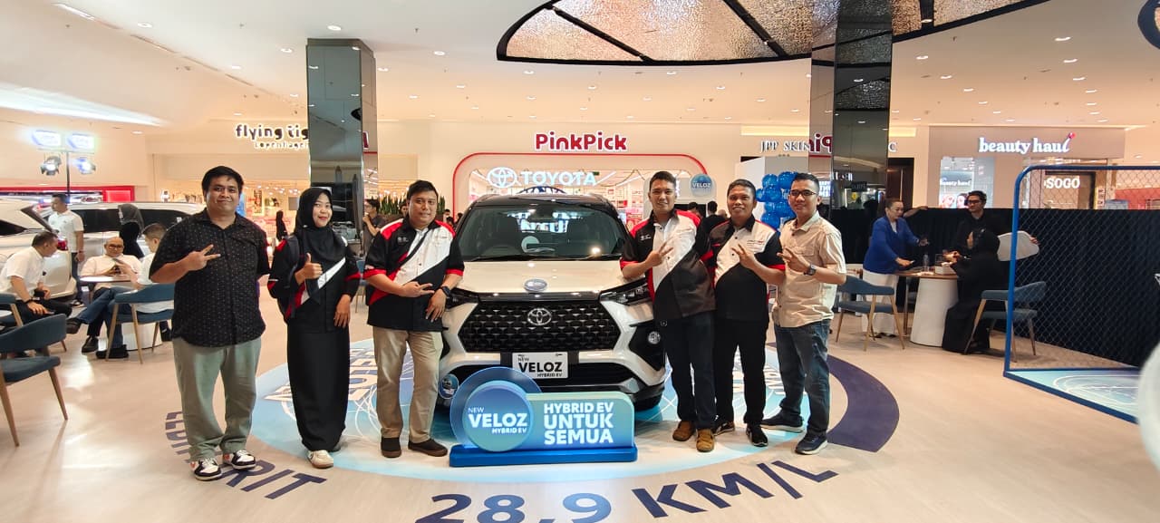 Toyota Veloz Hybrid, veloz hybrid, Veloz Hybrid EV, Isi Bensin Sampai Lupa Jalan ke SPBU, Pemilik Toyota Veloz Hybrid Ngaku Makin Hemat
