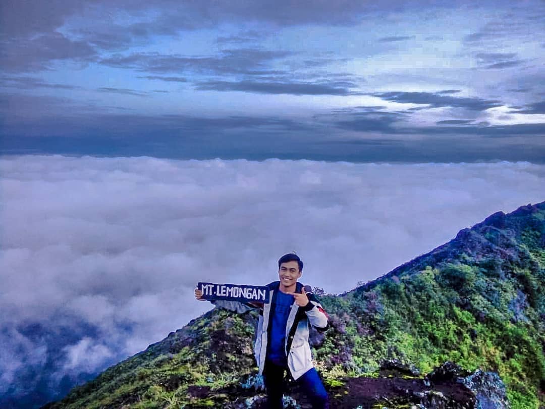 1. Gunung Semeru, 2. Gunung Lamongan, 3. Gunung Wayang, 4. Gunung Lemongan, 5. Danau Segitiga, 6. Air Terjun Manggisan, 7. Goa Tetes, 8. Pantai Watu Godek, 9. Pemandian Selokambang, 10. Puncak B-29, 11. Perkebunan Teh Kertowono, 12. Situs Biting, 13. Ranu Pane, 14. Ranu Regulo, 15. Ranu Kumbolo, 16. Ranu Lading, 17. Ranu Klakah, 18. Pantai Bambang, 19. Pantai Tlepuk, 20. Pantai Watu Pecak, 21. Goa Bima, 22. Air Terjun Cobaan Pawon, 23. Hutan Bambu, 24. Pura Mandaragiri Semeru Agung, 25. Kolam Renang Veteran, 26. Water Park Kawasan Wonorejo Terpadu, 27. Tubing Adventure Lumajang, 28. Air Terjun Kapas Biru, 29. Agro Wisata Royal Family, 30. Air Terjun Watu Lapis, 31. Agrowisata Bunga Lumajang, 32. Pantai Dampar, 33. Pantai Wotgalih, 34. Air Terjun Tumpak Sewu, 35. Ranu Pakis
