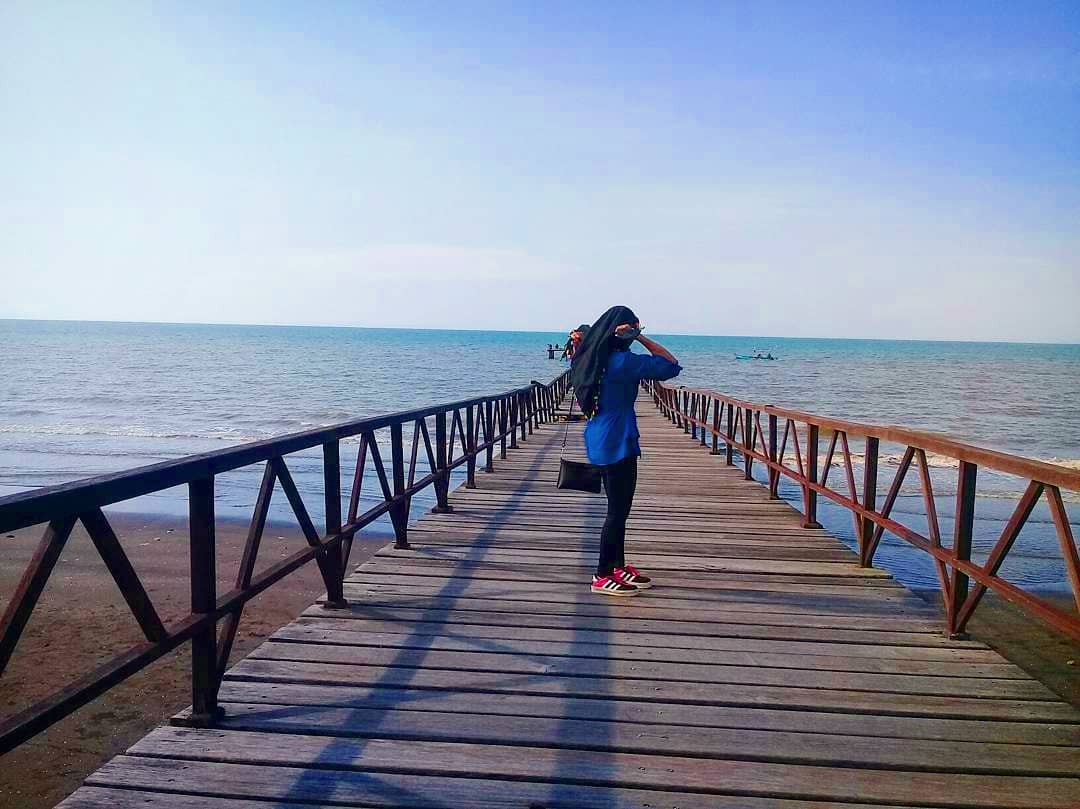 Harga Tiket Masuk, Keindahan Pantai , Sejarah Singkat , Rute Menuju Lokasi , Widuri Water Park