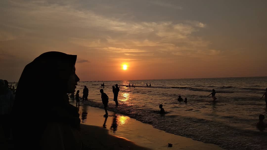 Harga Tiket Masuk, Keindahan Pantai , Sejarah Singkat , Rute Menuju Lokasi , Widuri Water Park