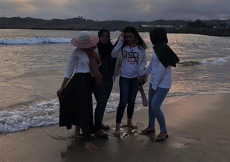 Harga Tiket Masuk, Rute Menuju Lokasi, Acara Budaya, Sisi Menarik, Aneka Kegiatan, Kampung Nelayan
