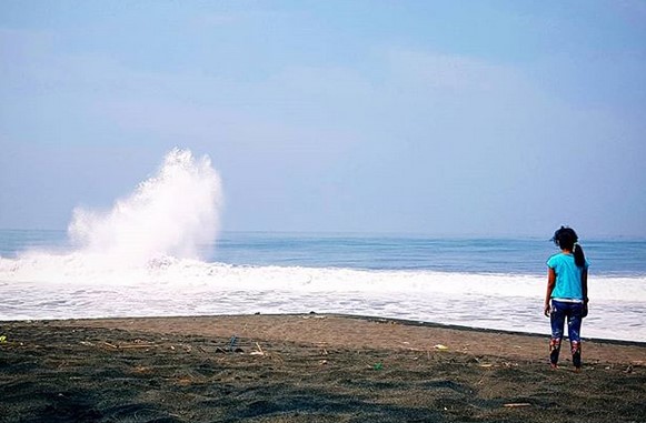 Waktu Berlibur, Misteri Mistis , Keindahan Pantai , Harga Tiket Masuk , Rute Menuju Lokasi 