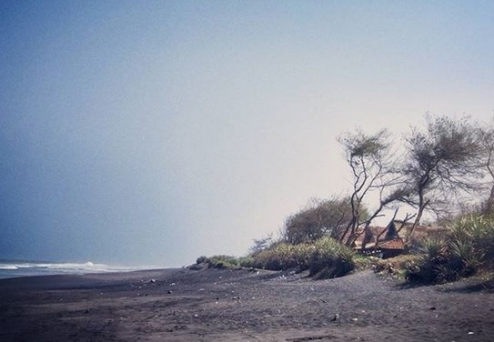 Waktu Berlibur, Misteri Mistis , Keindahan Pantai , Harga Tiket Masuk , Rute Menuju Lokasi 