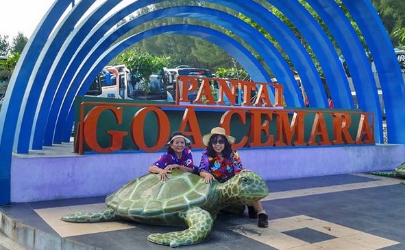 Harga Tiket Masuk, Kondisi Saat ini, Asal Usul Mitos, Terpikat Kecantikannya , Jalan Menuju Lokasi, Pantai Cemara Sewu
