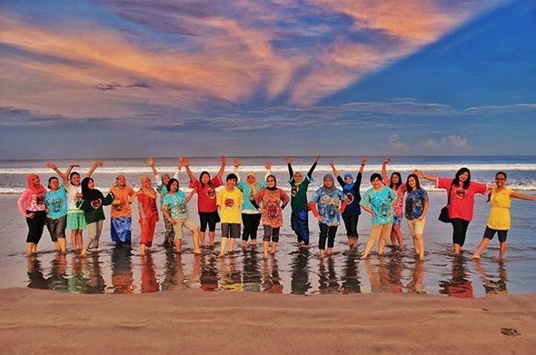 Sejarah , Wisata Yang Elok, Wisata Kuliner , Dipijat Hingga Tato, Video Timelapse Sunset, Penangkaran Penyu , Naik Dokar , Bali Slingshot dan Bermain Layang Layang, Monumen Ground Zero, Harga Tiket Masuk , Fasilitas , Transport dan Akomodasi