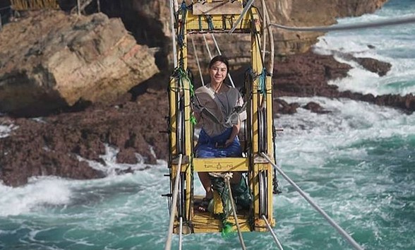 Indahnya , Sejarah Asal Usul , Harga Naik Gondola, Jalan Menuju Lokasi, Harga Tiket Masuk