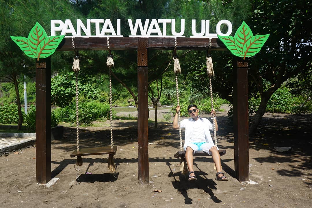 Harga Tiket Masuk, Asal Usul Sejarah, Keindahan dan Potensi, Lokasi Pantai, Jalan Menuju Pantai