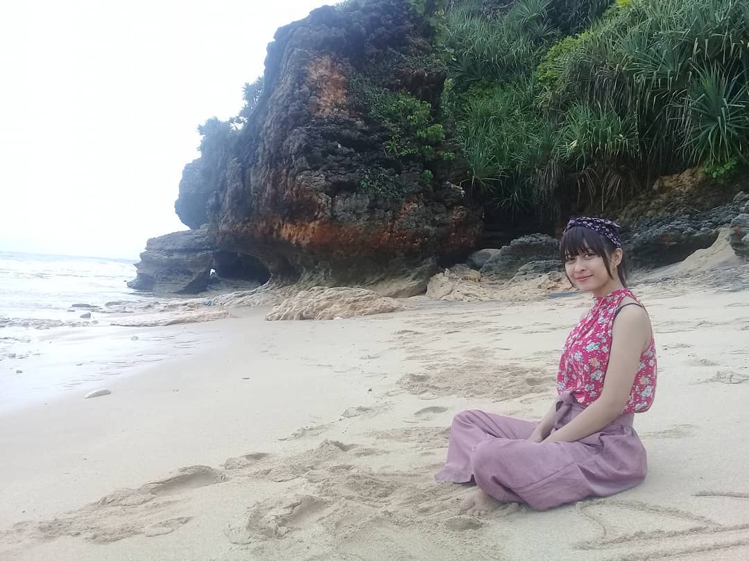 Harga Tiket Masuk, Sesuatu Yang Baru, Keunikan Pantai, Akses Menuju Lokasi, Aktifitas Menyenangkan