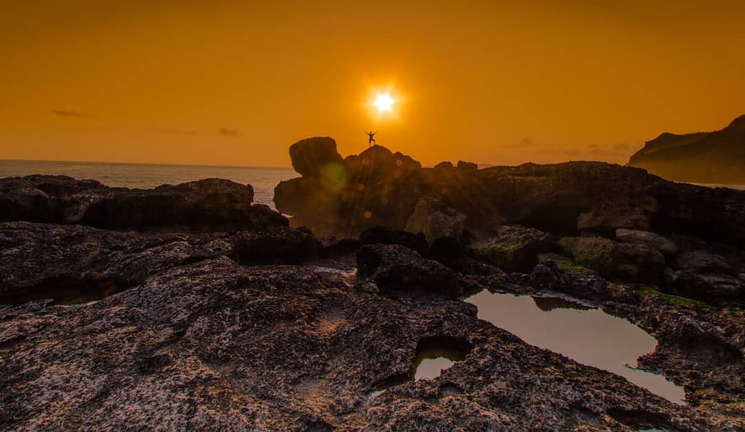 Mengenal Pantai, Rute dan Akses, Mengulik Keindahan, Keunikan Pantai, Aktifitas Menarik, Fasilitas Yang Ada
