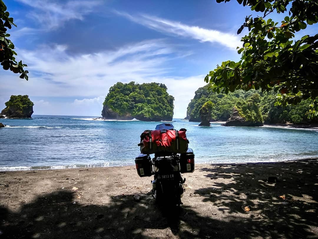 Harga Tiket Masuk, Potensi Alam, Rute Menuju Lokasi, Daya Tarik, Sejarah Asal Usul 