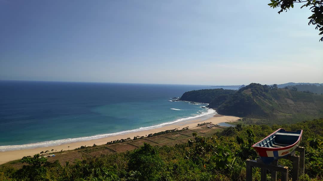 Harga Tiket Masuk, Area Selatan, Keindahan Lokasi, Kelebihan Pantai ini, Rute Menuju Lokasi, Camping Berkemah