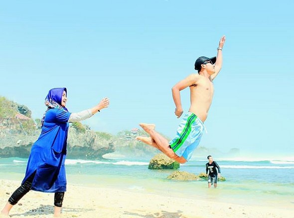 Harga Tiket Masuk, Liburan di Jogja, Keindahan Pantai , Garis Pantai Pendek, Rute Menuju Pantai , Perahu Nelayan
