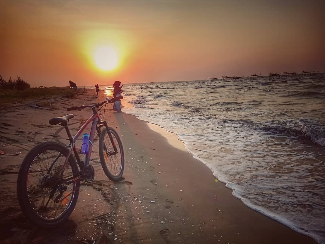 Harga Tiket Masuk , Letak Lokasi , Terjadi Abrasi, Jalan Menuju Lokasi, Wisata Terdekat