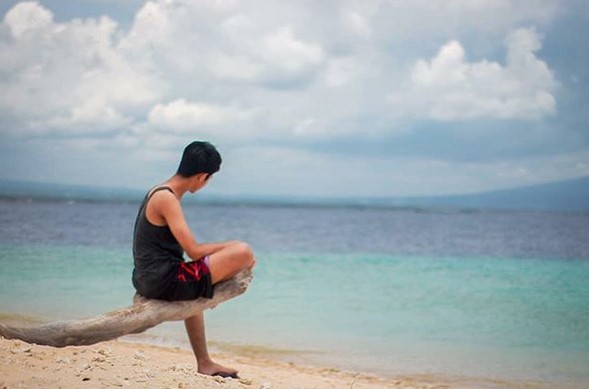Potensi dan Keindahan Alam , Aktifitas Menarik , 1. Diving dan Snorkeling, 2. Berselancar, Windsurfing dan Kitesurfing , 3. Berkeliling Pulau, 4. Berfoto Ria, Rute Menuju Lokasi