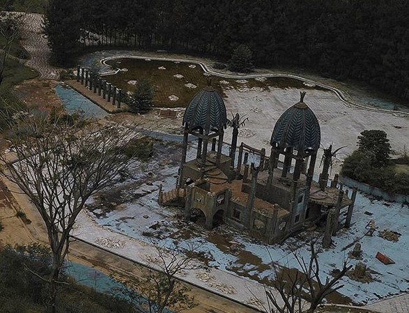 Rute Menuju Lokasi, Buka Jam Berapa, Wahana Bumperboat, Mencoba ATV, Permainan Buggy, Permainan Anak Anak, Wahana Tubby dan Skyrider, Formula Kart dan Segway, Keindahan Dari Udara, Wahana Permainan Lain, Berenang di Waterboom, Harga Tiket Masuk, Tips Berlibur