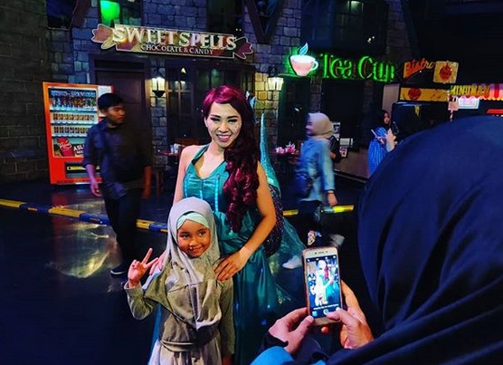 Mengenal Lokasi, Wahana Permainan, Studio Central, Dunia Anak, Trans Car dan Vertigo, Trans City Theatre, Giant Swing dan Si Bolang, Trans Studio Science Centre, Magic Corner, Black Heart Pirate Ship dan Pulau Liliput, Dragon Riders dan Special Effects Action, Dunia Lain dan Negeri Raksasa, The Lost City, Amphitheatre dan Sky Pirates, Kong Climb dan Jelajah, Lokasi dan Denah, Jam Pperasional, Harga Tiket Masuk, Fasilitas Yang Ada, Peraturan Wahana Permainan