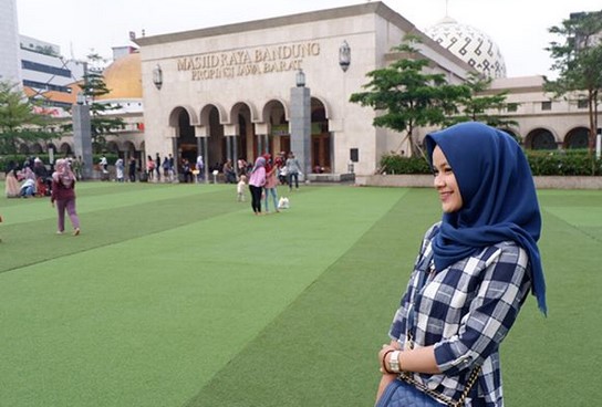 Mengenal Lokasi, Sejarah Singkat, Filsafat Dari Lokasi, Letak dan Lokasi, Fasilitas Yang Ada, Wisata Kuliner