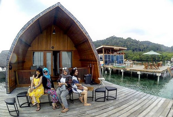 Potensi Besar, Wisata Bawah Laut, Sekilas Keindahan, Daya Tarik , Rute Ke Lokasi