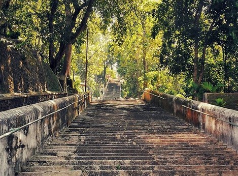 Mengenal Makam, Sejarah Makam, Mengunjungi Makam, Jadwal Jam Buka, Akses Menuju Lokasi