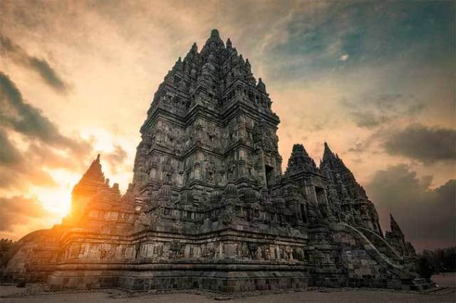 Terletak di Jogja, Mitos Candi , Sejarah Singkat, Rute Menuju Lokasi, Aktifitas Menarik