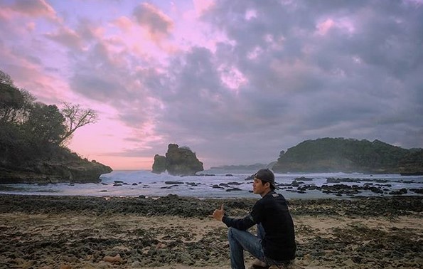Sejarah dan Cerita Angker, Keindahan dan Potensi, Rute Dari Surabaya, Jam Buka, Harga Tiket Masuk