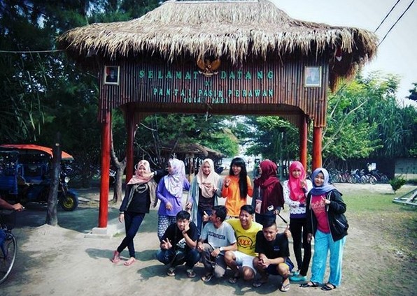 Pulau Pari Cantik, Mengenal Pulau Pari, Menuju Pulau Pari, Daya Tarik , Keindahan